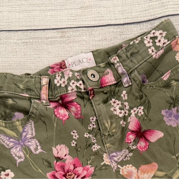 Place Olive Floral Butterfly girls Bermuda Shorts/size 10S - Picture 7 of 10